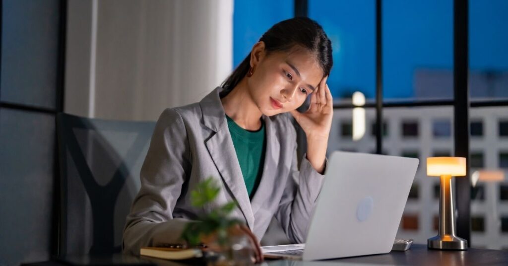 7 Signs of a Toxic Workplace Culture